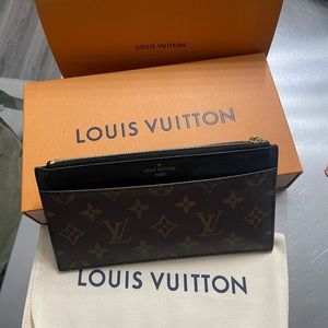 Authentic Louis Vuitton Slim Purse